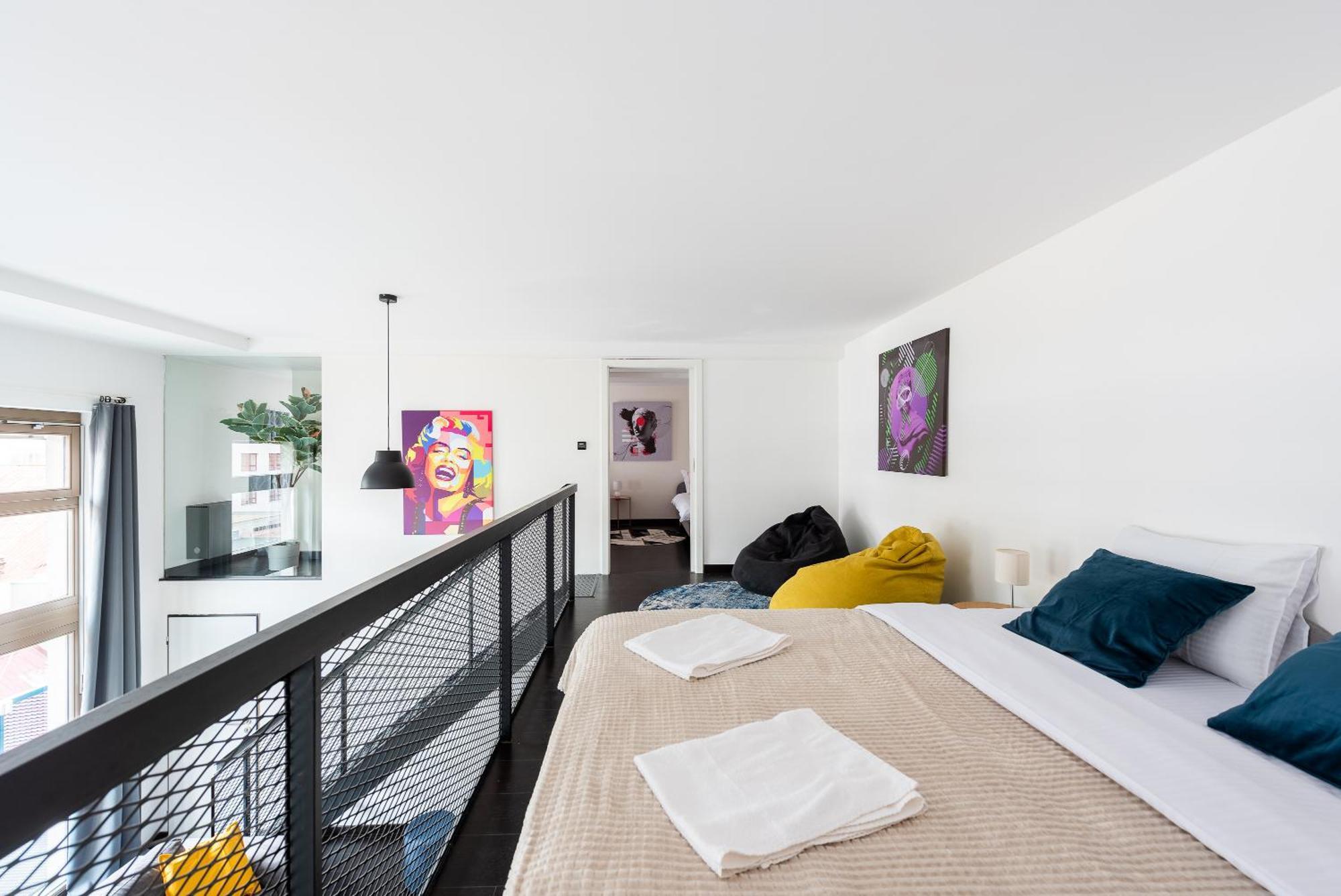Apartments With Large Balcony, Parking Prága Kültér fotó