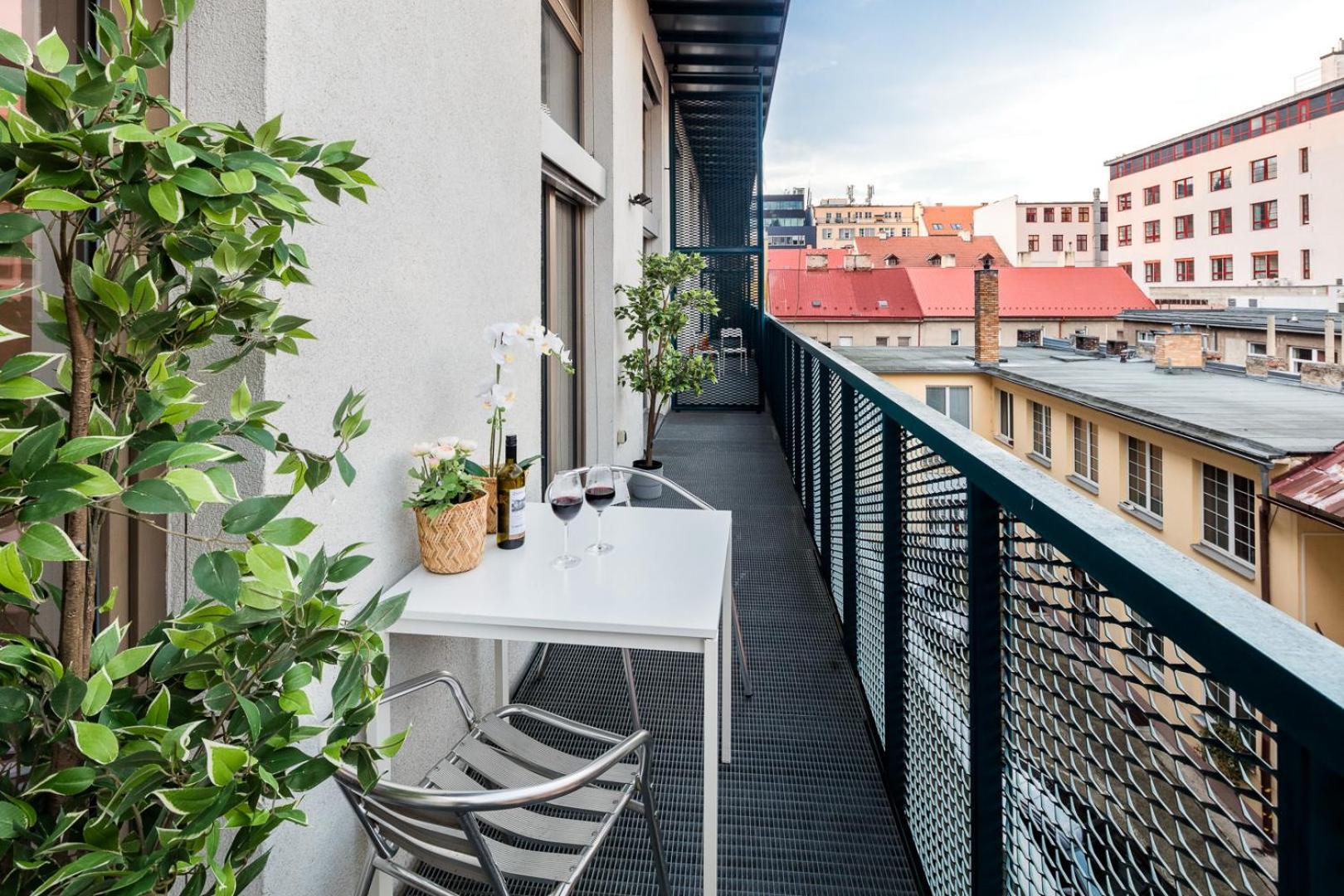 Apartments With Large Balcony, Parking Prága Kültér fotó
