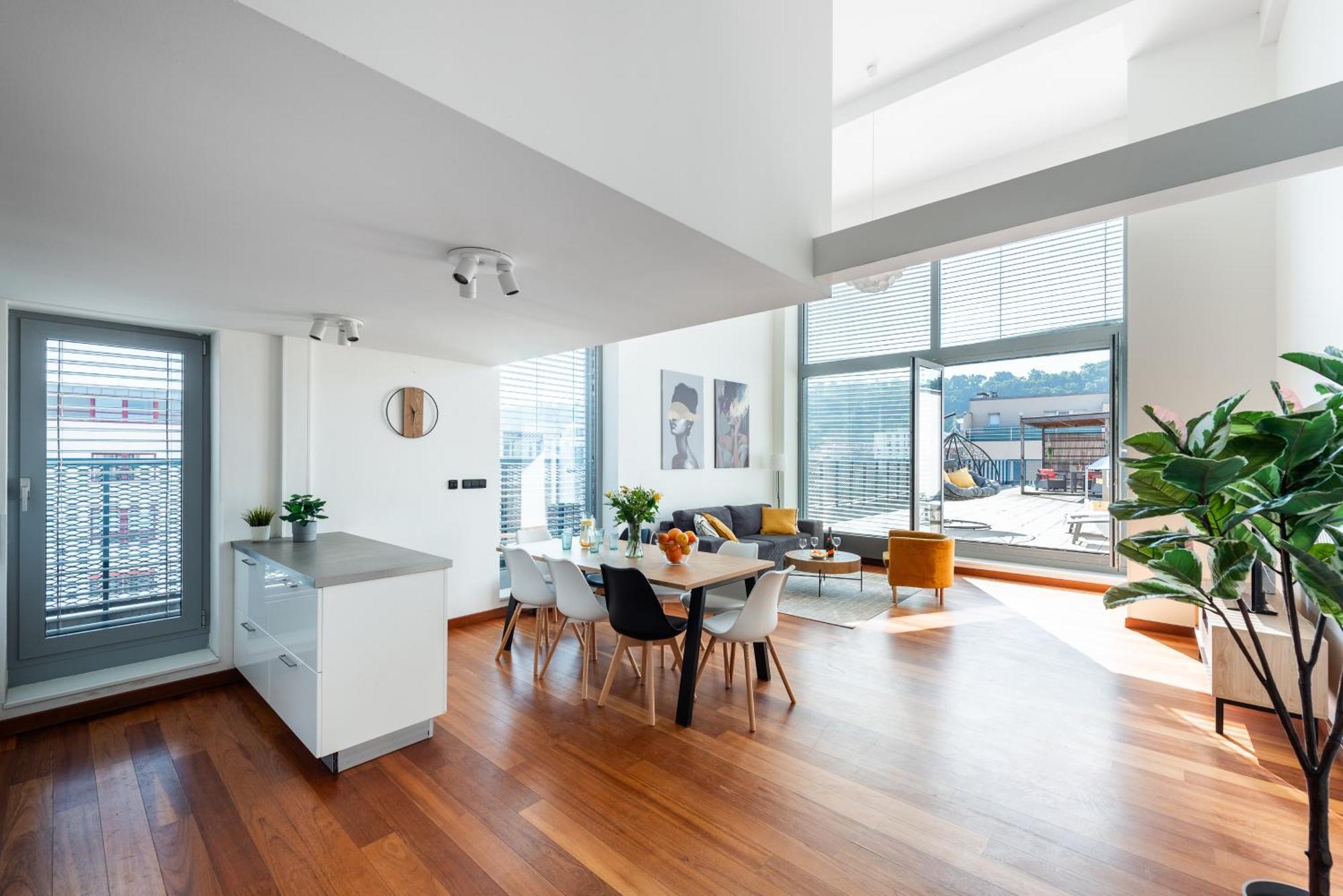 Apartments With Large Balcony, Parking Prága Kültér fotó